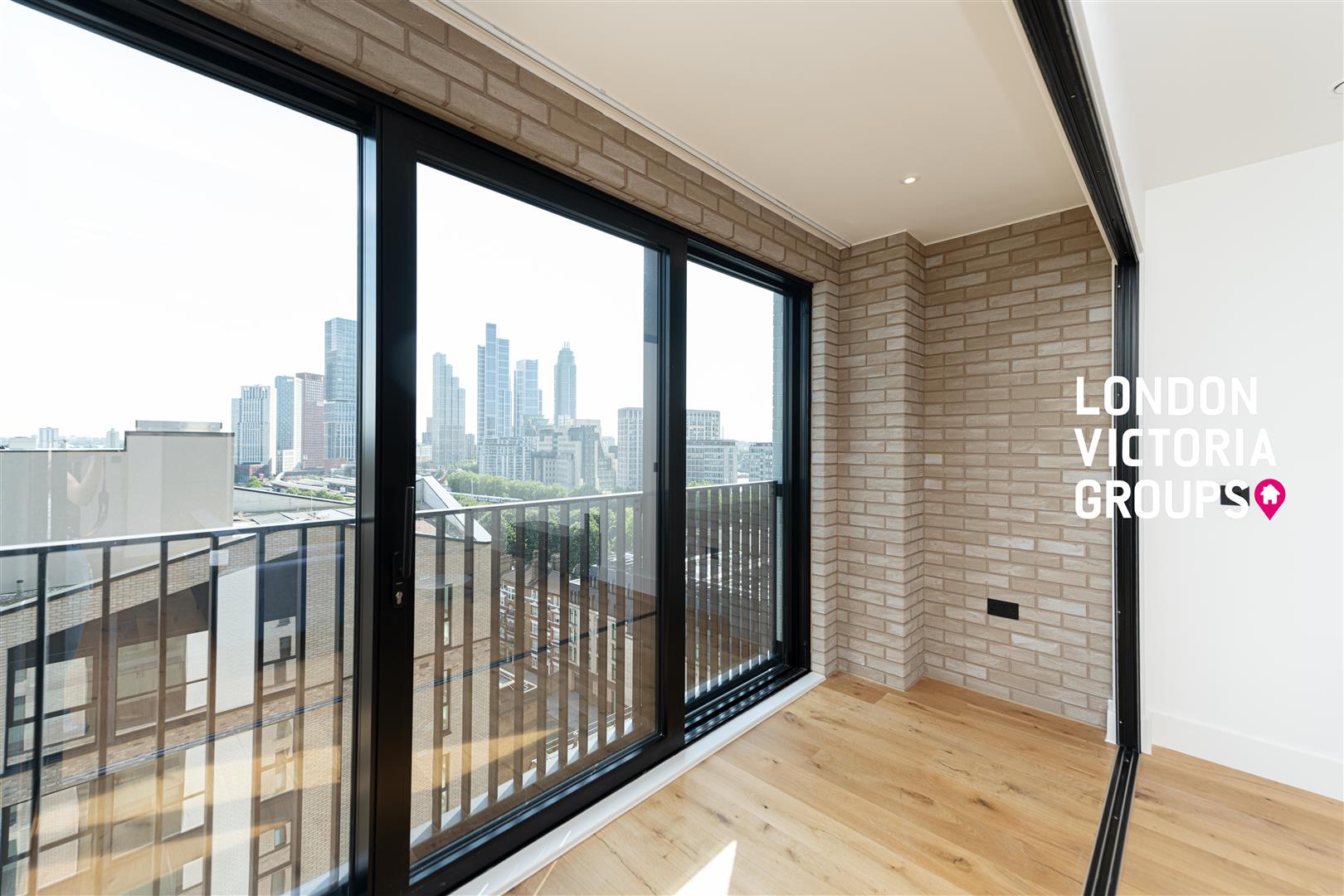 Horatio Apartments, 2 Graphite Square, LONDON